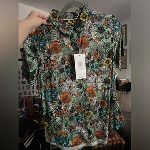 Wild Fang Medium The Essential Button-Up (Garden)